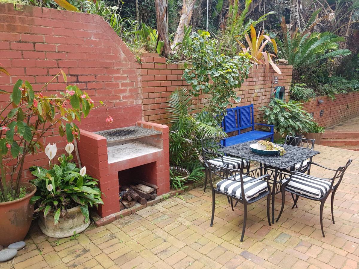 Shells Cozy On-The-Beach Hideaway Sheffield Beach Exterior foto